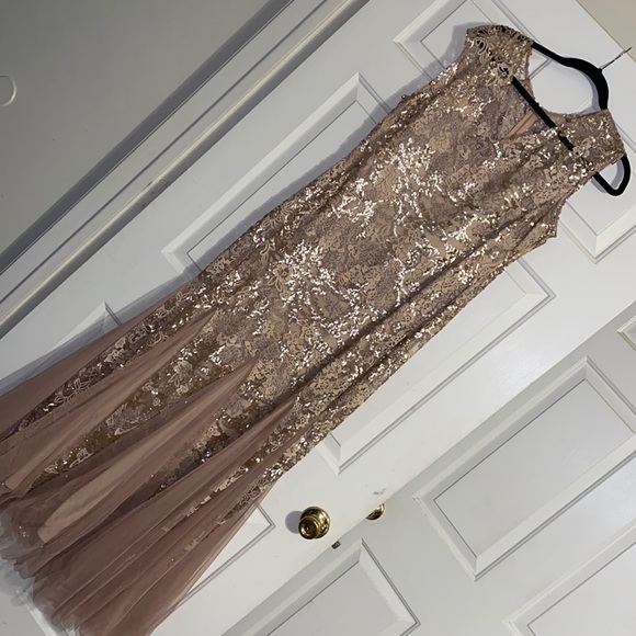 Worn once in daughters wedding - Picture 1 of 5